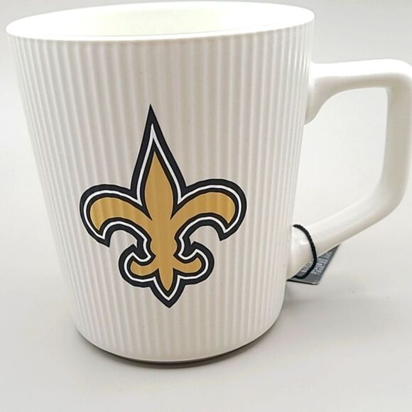The Memory Company NFL Saints Fleur-de-lis Mugs, Set of 2, NWOT - Picture 3 of 6
